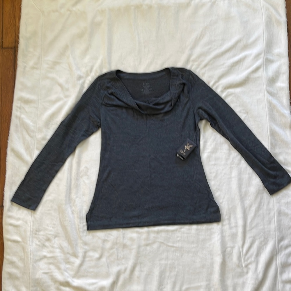NWT AUTHENTIC Ibex long-sleeved cowl neck shirt